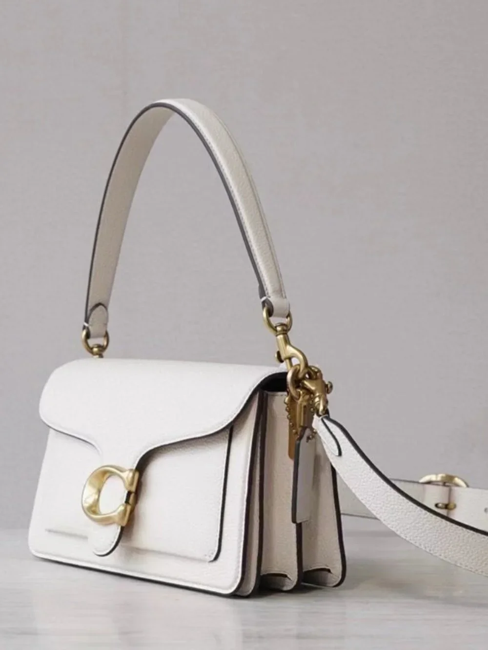 Coach Tabby 26 Shoulder Bag Crossbody Leather Authentic - Picture 2 of 6